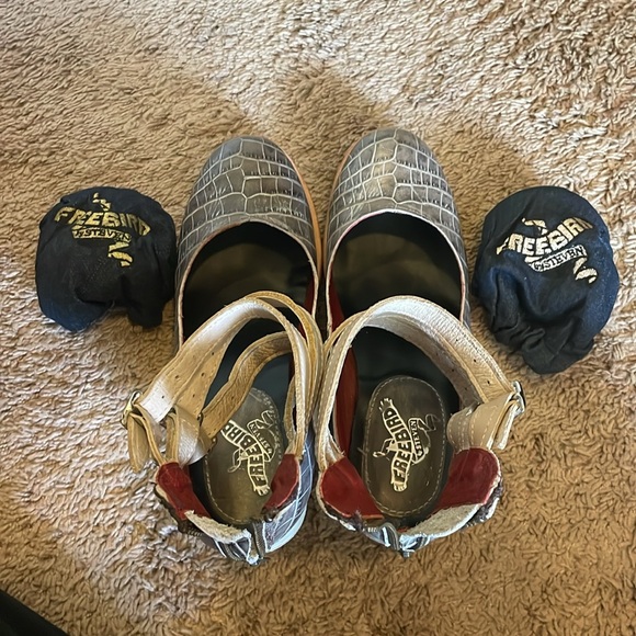 BRAND NEW NWOT free bird booties - Picture 2 of 10